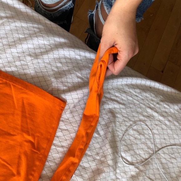 Orange long sleeve crop top - Picture 6 of 6